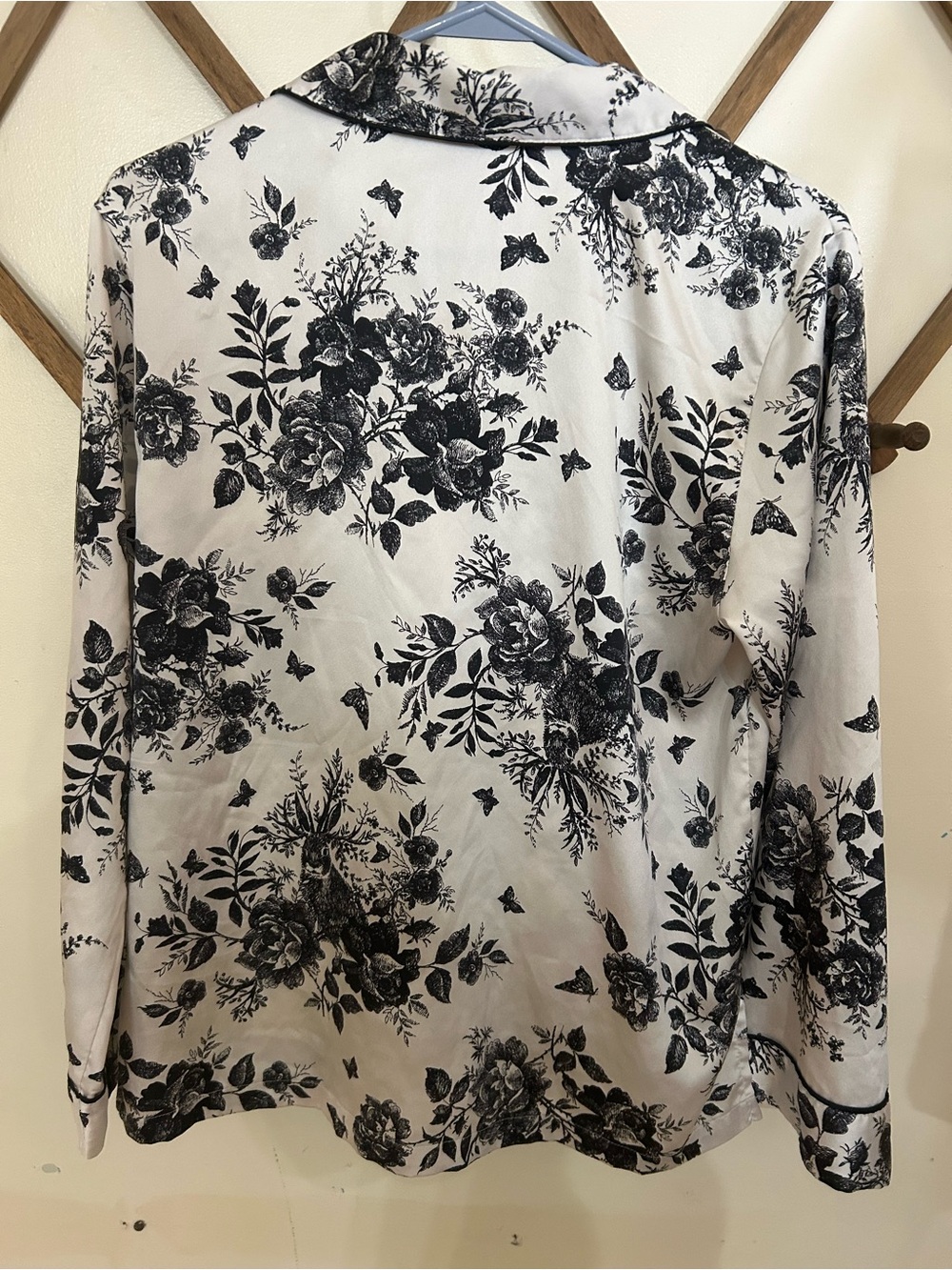 Victoria's Secret Black & White Floral Button-Down Shirt